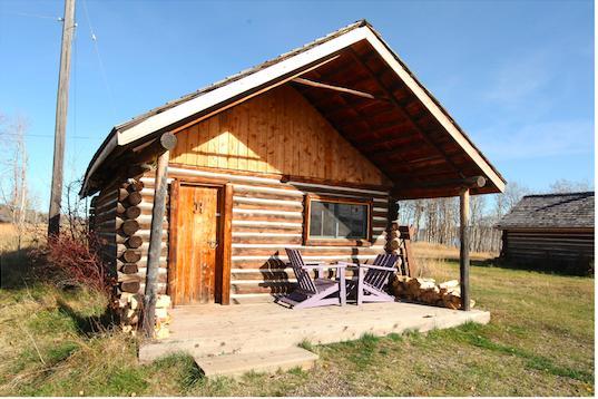 Отель Flying U Ranch Seventy Mile House Экстерьер фото